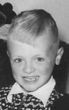Klik voor foto in apart venster albert_van_den_broek_1948.jpg
